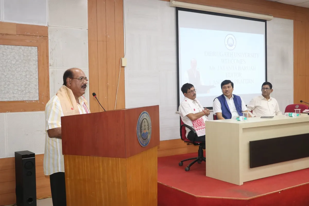 Sadin-Pratidin's Jayanta Baruah Announces Hemchandra Baruah Statue In Dibrugarh University  